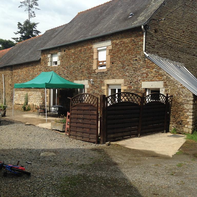 Gite Aristide Mont Saint Michel Sacey Ruang foto